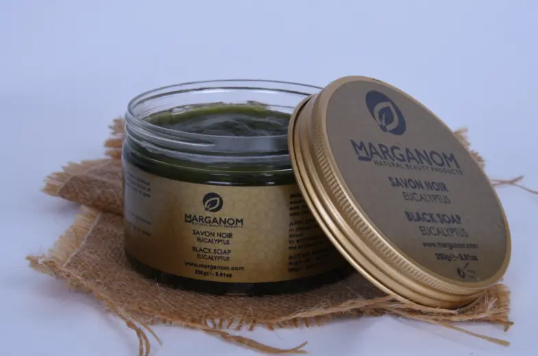 Moroccan-black-soap-and-kessa-glove-moroccangiftshop
